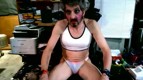 Snapshot of balddickstroking chatting on 11/15/25, 06:04 balddickstroking online show from 11/15/25, 06:04