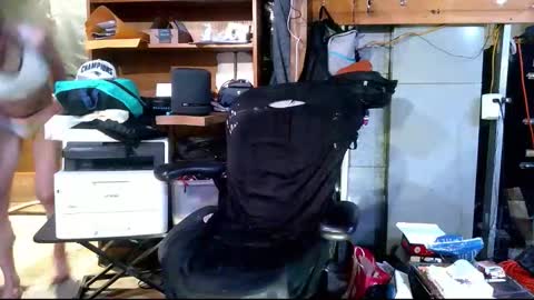 Snapshot of balddickstroking chatting on 12/20/25, 10:00 balddickstroking online show from 12/20/25, 10:00