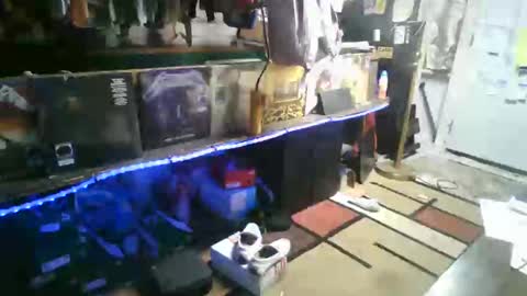 Snapshot of balls_deep_209 chatting on 10/30/25, 05:09 boton online show from 10/30/25, 05:09