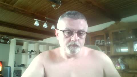 Snapshot of ballspain chatting on 06/28/26, 10:32 Oldgrumpy12 online show from 06/28/26, 10:32