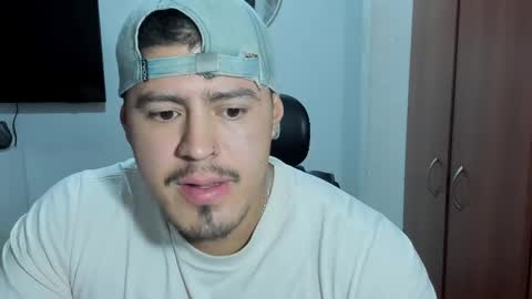 Andres -  online show from 04/14/26, 10:43