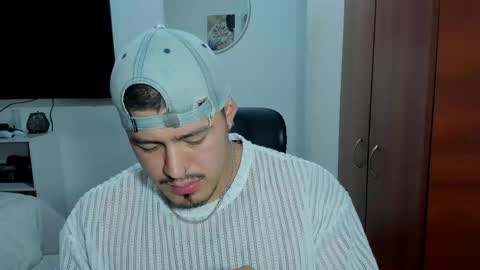 Andres -  online show from 04/21/26, 09:26