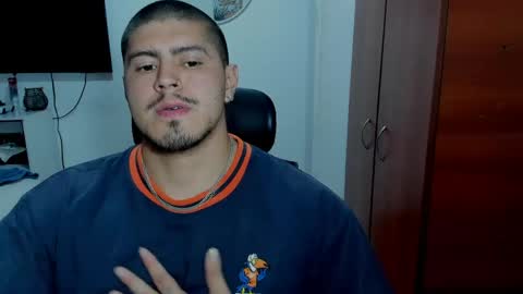 Snapshot of baltazardupont chatting on 06/09/26, 02:45 Andres - online show from 06/09/26, 02:45