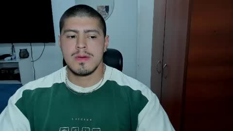 Snapshot of baltazardupont chatting on 06/12/26, 02:54 Andres - online show from 06/12/26, 02:54