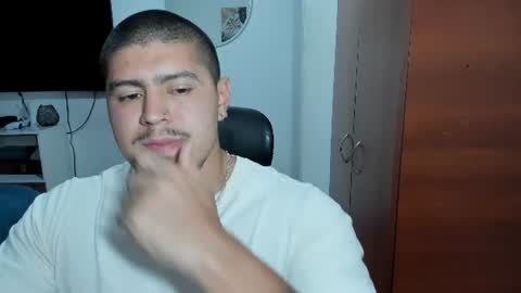 Andres -  online show from 08/10/26, 04:38