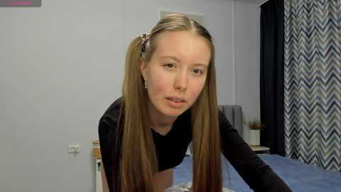 Kira online show from 12/07/24, 02:09