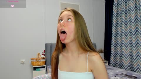 Kira online show from 01/17/25, 11:51