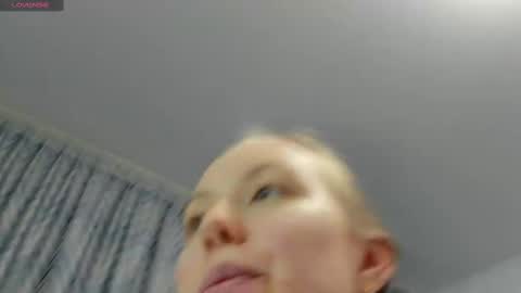 Kira online show from 02/11/25, 06:44