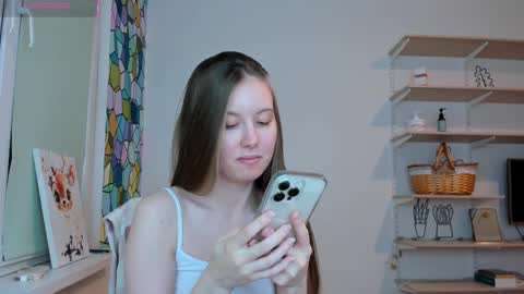 Kira online show from 10/19/25, 05:13