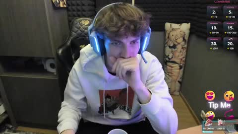 Gaz online show from 12/18/24, 01:45