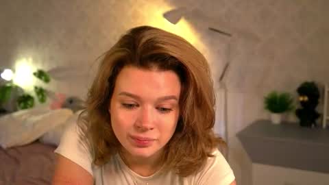 Mila online show from 06/30/26, 06:53