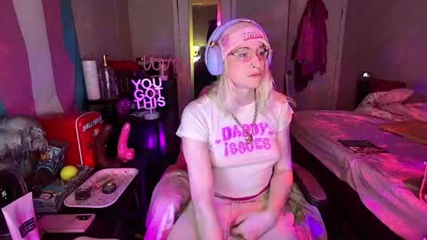 Bambi Sparkles TS online show from 04/25/26, 04:15