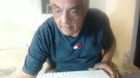 Snapshot of bambino6060 chatting on 09/09/25, 06:40 bambino6060 online show from 09/09/25, 06:40