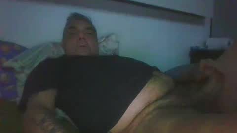 Snapshot of bambino6060 chatting on 05/01/26, 11:04 bambino6060 online show from 05/01/26, 11:04