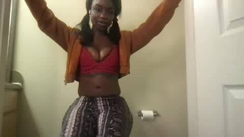 SABRINA - ADD SNAP FOR DAILY CONTENT online show from 12/21/25, 12:01