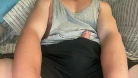 Snapshot of bananaboy420720 chatting on 10/04/25, 03:26 bananaboy420720 online show from 10/04/25, 03:26