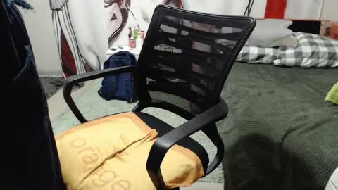 Snapshot of banderkin1980 chatting on 12/22/25, 06:49 Kengoo4girls online show from 12/22/25, 06:49