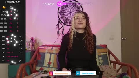 V E R O N I C A online show from 03/12/25, 04:30