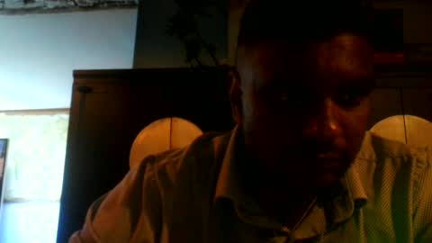 Snapshot of bandusrilanka200 chatting on 06/16/26, 11:18 bandusrilanka200 online show from 06/16/26, 11:18