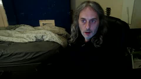Snapshot of bangintoleather chatting on 05/02/26, 01:32 bangintoleather online show from 05/02/26, 01:32