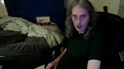 Snapshot of bangintoleather chatting on 05/24/26, 01:54 bangintoleather online show from 05/24/26, 01:54