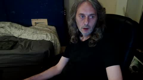 Snapshot of bangintoleather chatting on 07/26/26, 01:58 bangintoleather online show from 07/26/26, 01:58