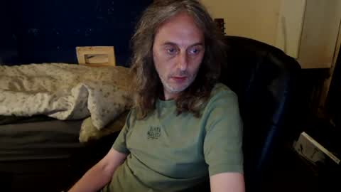 Snapshot of bangintoleather chatting on 08/05/26, 02:03 bangintoleather online show from 08/05/26, 02:03