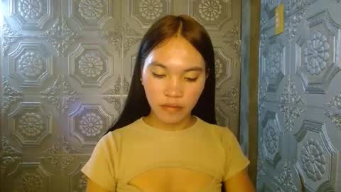 baninay810654 online show from 09/25/25, 10:13