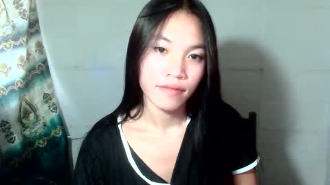 Snapshot of baninay810654 chatting on 04/26/26, 10:40 baninay810654 online show from 04/26/26, 10:40