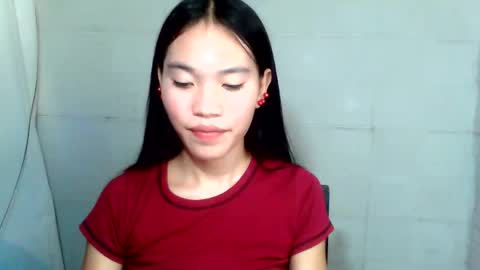 Snapshot of baninay810654 chatting on 05/11/26, 02:06 baninay810654 online show from 05/11/26, 02:06