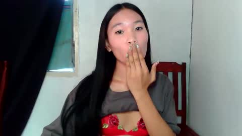 Snapshot of baninay810654 chatting on 05/31/26, 10:33 baninay810654 online show from 05/31/26, 10:33