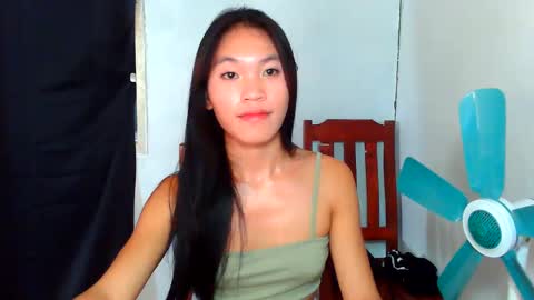 Snapshot of baninay810654 chatting on 06/05/26, 10:48 baninay810654 online show from 06/05/26, 10:48