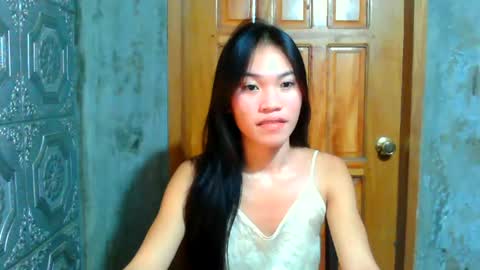 Snapshot of baninay810654 chatting on 06/27/26, 10:59 baninay810654 online show from 06/27/26, 10:59