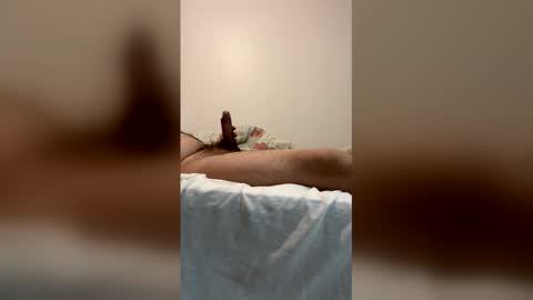 Snapshot of banirtrisco chatting on 02/16/26, 09:16 banirtrisco online show from 02/16/26, 09:16