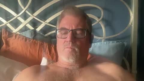 Snapshot of bapeter218 chatting on 11/11/25, 07:25 bapeter218 online show from 11/11/25, 07:25