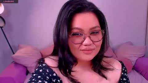 Barbie Kim online show from 10/24/25, 06:48