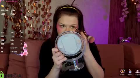 Snapshot of barbara_dunnn chatting on 02/15/26, 01:35 barbara_dunnn online show from 02/15/26, 01:35