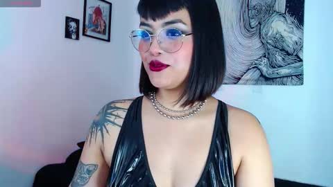  Barbara Moon  online show from 11/20/25, 07:35