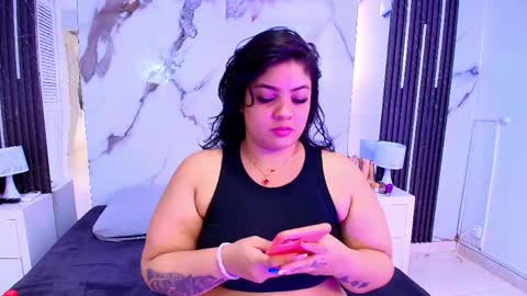 Snapshot of barbaraferrer69 chatting on 05/14/26, 05:31 BARBARA FERRER online show from 05/14/26, 05:31