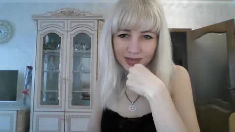 Snapshot of barbarakim chatting on 02/20/25, 09:00 Barbara online show from 02/20/25, 09:00