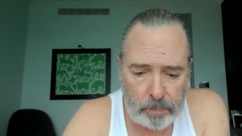 Snapshot of barberstud chatting on 11/26/25, 06:42 Ed online show from 11/26/25, 06:42