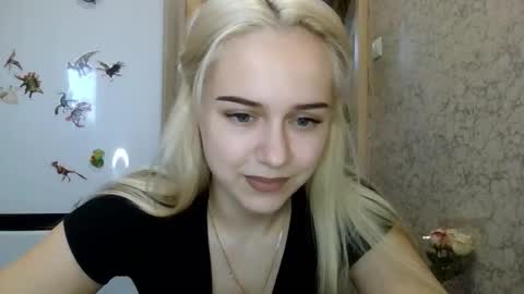 barbie___girl online show from 11/30/25, 07:23