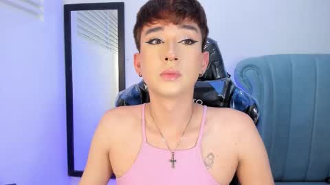          I work from home this is my room 3 online show from 02/18/26, 07:48