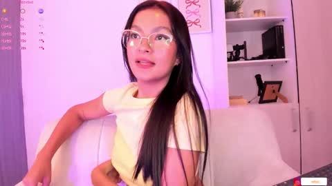  independet model online show from 10/13/25, 03:17