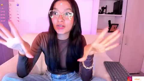  independet model online show from 10/17/25, 03:42