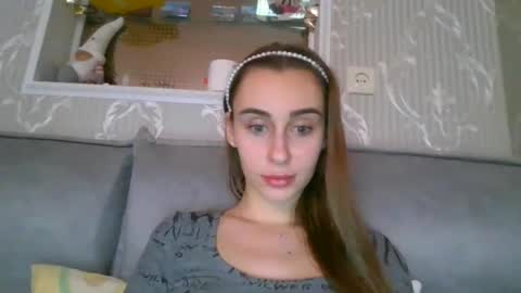 Snapshot of barbie_giirls_ chatting on 02/03/25, 09:30 Kate online show from 02/03/25, 09:30