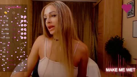 Snapshot of barbie_kiss1 chatting on 12/11/24, 01:47 barbie online show from 12/11/24, 01:47