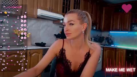 Snapshot of barbie_kiss1 chatting on 02/11/25, 02:03 barbie online show from 02/11/25, 02:03