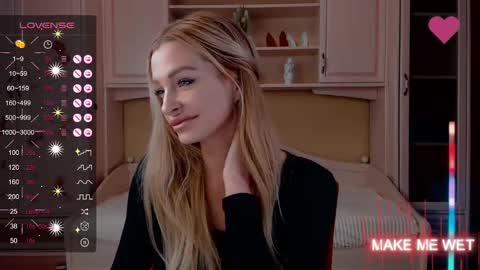 Snapshot of barbie_kiss1 chatting on 02/25/25, 12:58 barbie online show from 02/25/25, 12:58