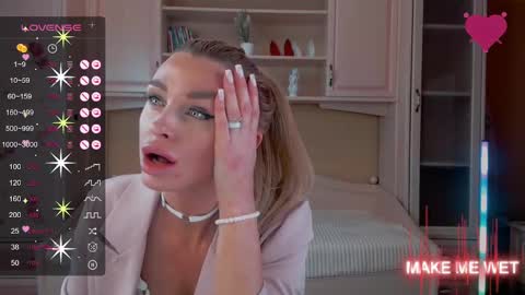 Snapshot of barbie_kiss1 chatting on 02/26/25, 04:03 barbie online show from 02/26/25, 04:03